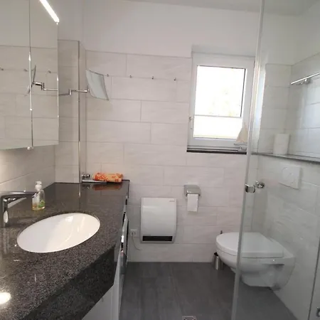 Apartment, גלוקסבורג